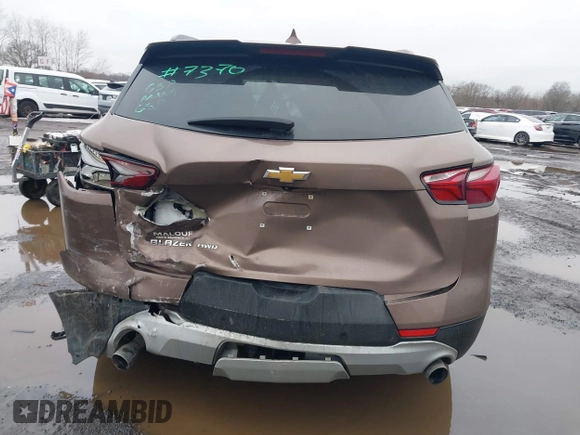 2020 Chevrolet Blazer LT z VIN 3GNKBHRS1LS547370, wystawiony jako IAAI lot #41576255 z przebiegiem 79 254 mil mil oraz . Historia ofert i sprzedaży dostępna na DreamBid. Obrazek 16.
