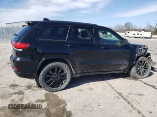 2020 Jeep Grand Cherokee Altitude with VIN 1C4RJFAG9LC197871, listed as a Copart auction lot 49780925 with 82,006 mi miles and Salvage Title. Bid and sale history available at carsss.com. Image 3.