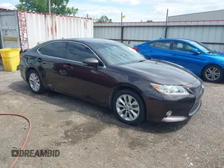 2013 Lexus ES 300h with VIN JTHBW1GG4D2012046, listed as a IAAI auction lot 42369118 with 165,987 mi miles and . Bid and sale history available at DreamBid. Image 1.