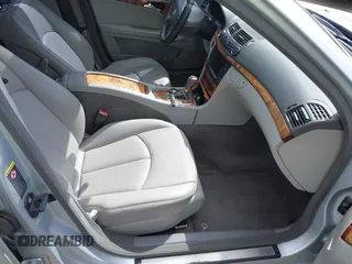 2008 Mercedes-Benz E 350 Luxury with VIN WDBUF87X98B271722, listed as a IAAI auction lot 42043577 with 177,856 mi miles and . Bid and sale history available at DreamBid. Image 5.