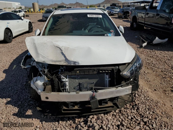 2020 Hyundai Ioniq Electric Limited with VIN KMHC85LJXLU060917, listed as a Copart auction lot 69823284 with 26,761 mi miles and Salvage Title. Bid and sale history available at carsss.com. Image 5.