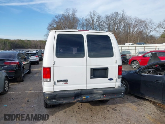 2013 Ford Econoline Cargo Commercial z VIN 1FTNE2EL8DDA63769, wystawiony jako IAAI lot #41520478 z przebiegiem 156 000 mil mil oraz . Historia ofert i sprzedaży dostępna na DreamBid. Obrazek 16.