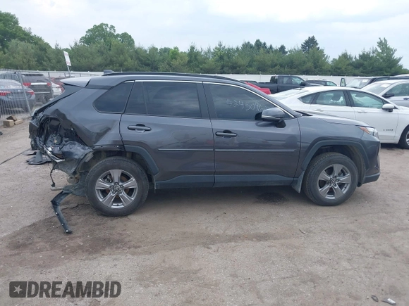 2024 Toyota RAV4 XLE with VIN 2T3P1RFV4RC463790, listed as a IAAI auction lot 42450962 with 22,918 mi miles and . Bid and sale history available at DreamBid. Image 13.