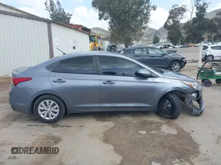 2020 Hyundai Accent SE with VIN 3KPC24A67LE117880, listed as a IAAI auction lot 41924657 with 98,056 mi miles. Bid and sale history available at carsss.com. Image 14.