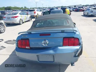 2006 Ford Mustang Standard with VIN 1ZVFT84N065224870, listed as a IAAI auction lot 41966185 with 106,780 mi miles and . Bid and sale history available at carsss.com. Image 16.