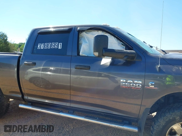2018 Ram 2500 Tradesman с VIN 3C6UR5CLXJG317119, выставлен на аукционе IAAI как лот 42318723 с пробегом Не указан миль и . История ставок и продаж доступна на DreamBid. Изображение 13.