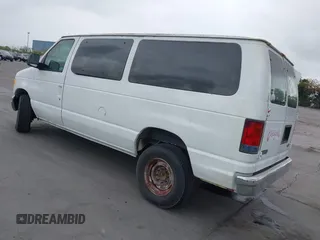 2006 Ford Econoline Passenger XL with VIN 1FBNE31L56HA25492, listed as a IAAI auction lot 42059914 with 151,804 mi miles. Bid and sale history available at carsss.com. Image 3.