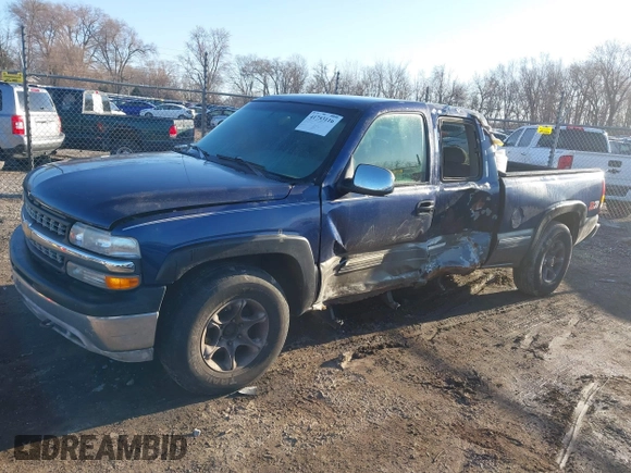 2000 Chevrolet Silverado 1500 LS with VIN 2GCEK19T8Y1253263, listed as a IAAI auction lot 41753116 with 174,610 mi miles. Bid and sale history available at carsss.com. Image 18.