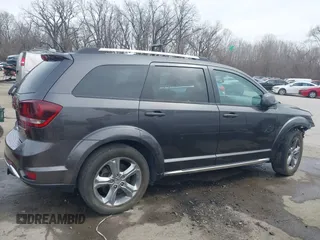 2017 Dodge Journey Crossroad Plus z VIN 3C4PDCGG6HT544668, wystawiony jako IAAI lot #40387483 z przebiegiem 61 712 mil mil oraz . Historia ofert i sprzedaży dostępna na DreamBid. Obrazek 14.