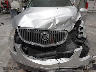 2012 Buick Enclave Leather with VIN 5GAKRCED3CJ308548, listed as a IAAI auction lot 41704981 with 176,035 mi miles. Bid and sale history available at carsss.com. Image 10.