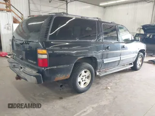 2005 Chevrolet Suburban LT z VIN 1GNFK16Z45J191317, wystawiony jako IAAI lot #41715102 z przebiegiem 322 412 mil mil oraz . Historia ofert i sprzedaży dostępna na DreamBid. Obrazek 4.