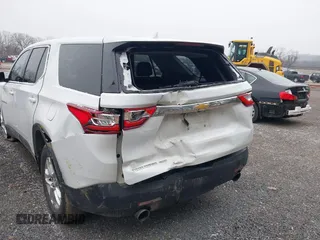 2020 Chevrolet Traverse LS with VIN 1GNEVFKW5LJ182313, listed as a IAAI auction lot 41557541 with 103,225 mi miles. Bid and sale history available at carsss.com. Image 6.