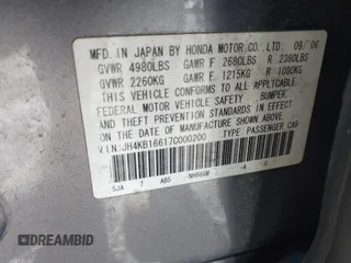 2007 Acura RL Tech Pkg with VIN JH4KB16617C000200, listed as a IAAI auction lot 41592490 with 224,508 mi miles. Bid and sale history available at carsss.com. Image 9.