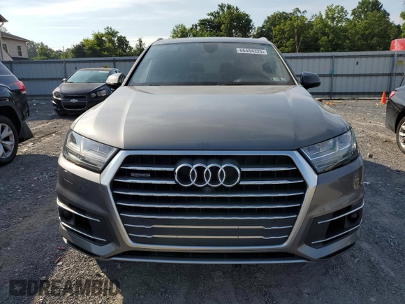 2017 Audi Q7 Premium Plus with VIN WA1LAAF76HD033118, listed as a Copart auction lot 66484325 with 155,037 mi miles and Clean title. Bid and sale history available at DreamBid. Image 5.