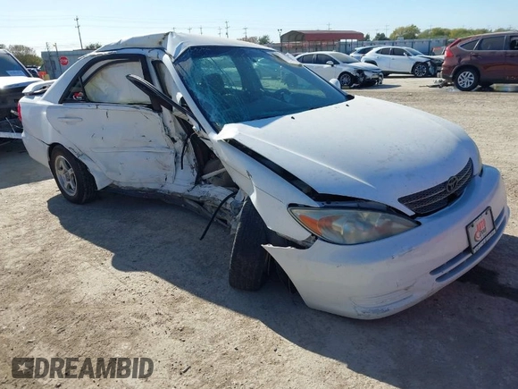 2004 Toyota Camry LE with VIN 4T1BF30KX4U065023, listed as a IAAI auction lot 41085725 with 278,218 mi miles. Bid and sale history available at carsss.com. Image 1.
