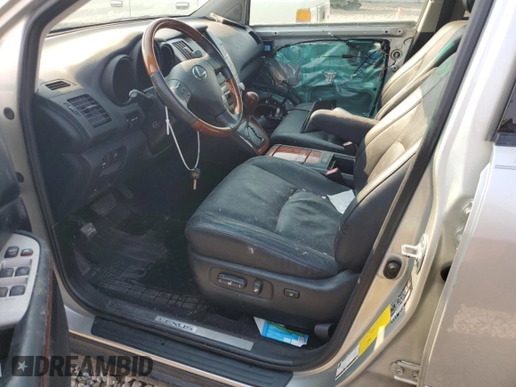 2004 Lexus RX 330 with VIN JTJHA31U640071449, listed as a Copart auction lot 69116284 with 130,459 mi miles and Salvage Title. Bid and sale history available at carsss.com. Image 7.
