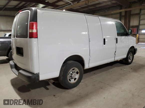 2008 Chevrolet Express Cargo Van with VIN 1GCGG25C781187641, listed as a Copart auction lot 84939854 with 171,478 mi miles and Clean Title. Bid and sale history available at carsss.com. Image 3.