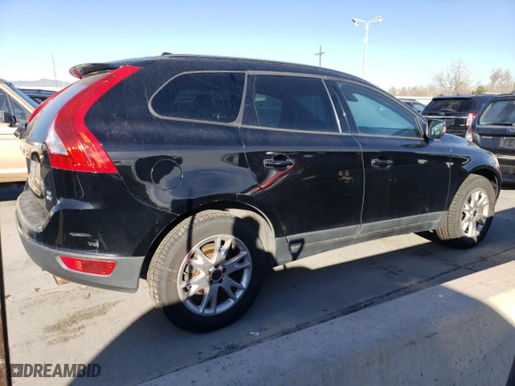 2010 Volvo XC60 3.2L with VIN YV4960DZ9A2059999, listed as a Copart auction lot 84495714 with 167,700 mi miles and Clean Title. Bid and sale history available at carsss.com. Image 3.