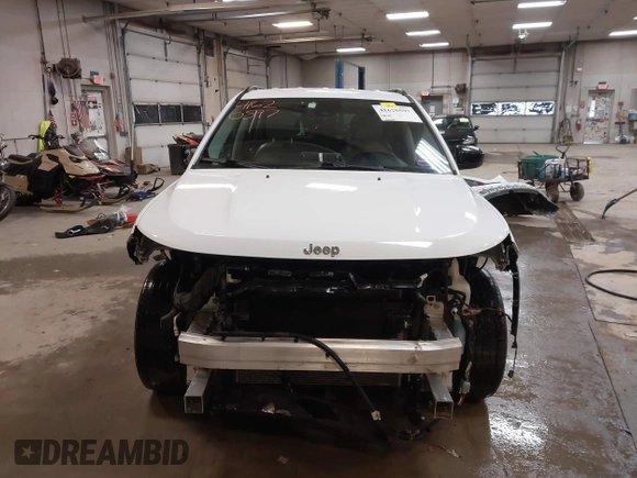 2022 Jeep Compass Latitude with VIN 3C4NJDBB9NT147839, listed as a IAAI auction lot 41620597 with 26,350 mi miles and . Bid and sale history available at DreamBid. Image 13.
