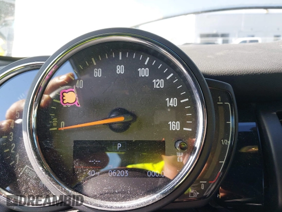 2019 MINI Hardtop 4 Door Cooper S with VIN WMWXU3C54K2H88672, listed as a IAAI auction lot 42227589 with 6,203 mi miles and . Bid and sale history available at DreamBid. Image 7.
