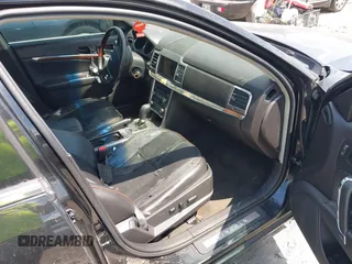 2011 Lincoln MKZ with VIN 3LNHL2GC5BR751471, listed as a IAAI auction lot 42199221 with 191,564 mi miles and . Bid and sale history available at DreamBid. Image 5.