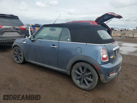 2011 MINI Convertible S z VIN WMWZP3C52BTX84305, wystawiony jako Copart lot #59586995 z przebiegiem 36 217 mil mil oraz Szkoda całkowita • Salvage title. Historia ofert i sprzedaży dostępna na DreamBid. Obrazek 2.