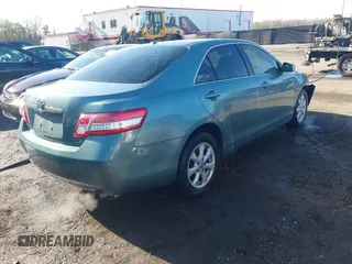 2011 Toyota Camry LE with VIN 4T1BF3EK0BU730405, listed as a IAAI auction lot 41976315 with 250,734 mi miles. Bid and sale history available at carsss.com. Image 4.