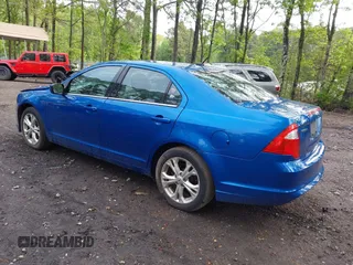 2012 Ford Fusion SE with VIN 3FAHP0HA2CR194973, listed as a IAAI auction lot 42094356 with 186,769 mi miles and . Bid and sale history available at carsss.com. Image 3.