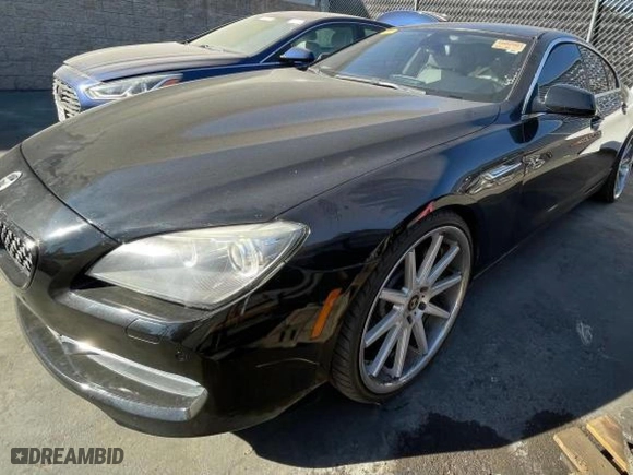 2013 BMW 6 Series 640i with VIN WBA6A0C5XDDF14354, listed as a Copart auction lot 43290645 with 123,166 mi miles and Clean Title. Bid and sale history available at carsss.com. Image 2.