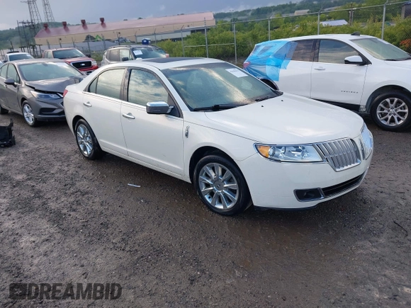 2012 Lincoln MKZ z VIN 3LNHL2JC1CR822059, wystawiony jako IAAI lot #42446311 z przebiegiem 93 202 mil mil oraz . Historia ofert i sprzedaży dostępna na DreamBid. Obrazek 1.
