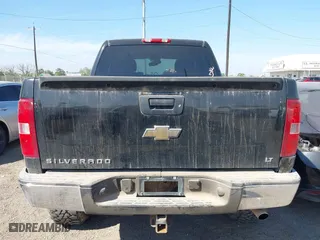 2007 Chevrolet Silverado 1500 LTZ with VIN 3GCEK13Y27G512274, listed as a IAAI auction lot 41793222 with 165,163 mi miles. Bid and sale history available at carsss.com. Image 16.