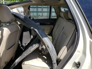 2008 Lincoln MKX z VIN 2LMDU88C28BJ09217, wystawiony jako Copart lot #56649345 z przebiegiem 179 870 mil mil oraz Szkoda całkowita • Salvage title. Historia ofert i sprzedaży dostępna na DreamBid. Obrazek 11.