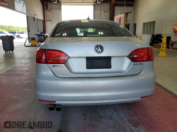 2011 Volkswagen Jetta SEL z VIN 3VWLZ7AJ5BM332905, wystawiony jako Copart lot #61913255 z przebiegiem Nie podano mil oraz Czysty tytuł • Clean title. Historia ofert i sprzedaży dostępna na DreamBid. Obrazek 6.