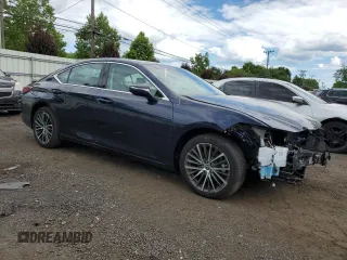 2022 Lexus ES 250 with VIN 58AD11D10NU009079, listed as a Copart auction lot 58255704 with 24,782 mi miles and Non repairable. Bid and sale history available at DreamBid. Image 4.