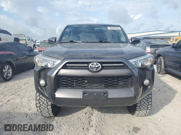 2020 Toyota 4Runner SR5 with VIN JTEBU5JR8L5756184, listed as a Copart auction lot 56204525 with 102,046 mi miles and Salvage title. Bid and sale history available at DreamBid. Image 5.