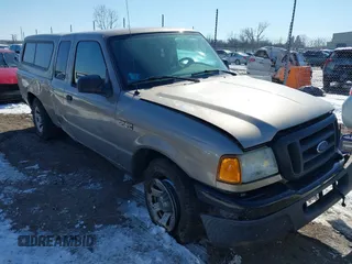 2005 Ford Ranger XL with VIN 1FTYR14U55PA92555, listed as a IAAI auction lot 41623095 with 131,488 mi miles. Bid and sale history available at carsss.com. Image 1.