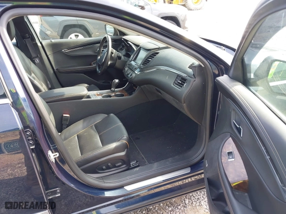 2015 Chevrolet Impala LTZ with VIN 2G1165S31F9237126, listed as a IAAI auction lot 41871382 with 20,286 mi miles. Bid and sale history available at carsss.com. Image 5.