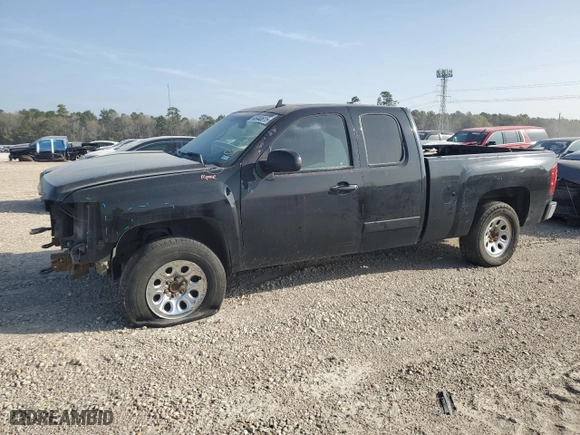 2008 Chevrolet Silverado 1500 LT w/1LT with VIN 1GCEC19J28Z259160, listed as a Copart auction lot 46440615 with 231,290 mi miles and Salvage Title. Bid and sale history available at carsss.com. Image 1.