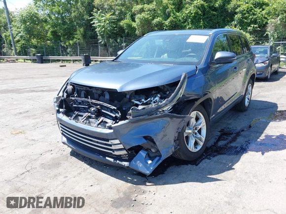 2017 Toyota Highlander Limited z VIN 5TDYZRFH5HS211505, wystawiony jako IAAI lot #42558655 z przebiegiem 127 368 mil mil oraz . Historia ofert i sprzedaży dostępna na DreamBid. Obrazek 17.