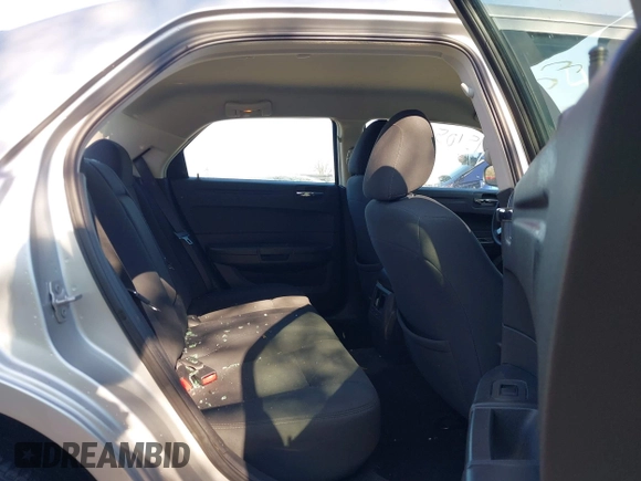 2008 Chrysler 300 LX with VIN 2C3KA43R48H251025, listed as a IAAI auction lot 41510553 with 104,103 mi miles. Bid and sale history available at carsss.com. Image 8.