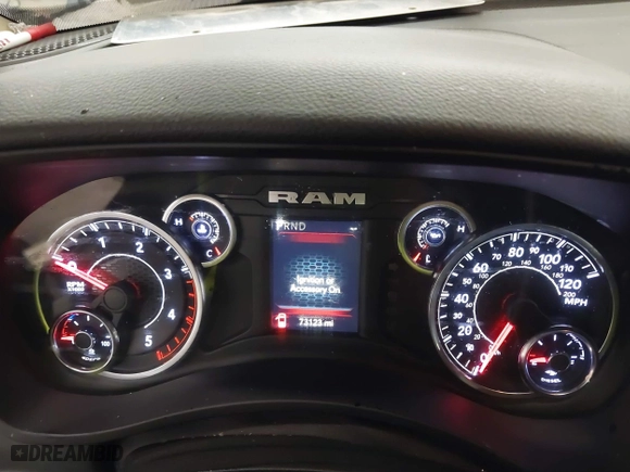 2020 Ram 2500 Big Horn with VIN 3C6UR5DL1LG185353, listed as a IAAI auction lot 41450566 with 73,123 mi miles. Bid and sale history available at carsss.com. Image 7.