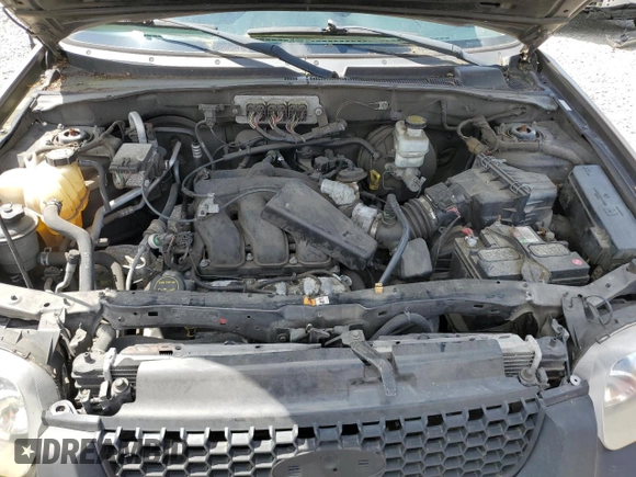 2007 Ford Escape Limited with VIN 1FMCU04137KB33107, listed as a Copart auction lot 55357475 with 200,698 mi miles and Clean title. Bid and sale history available at DreamBid. Image 12.