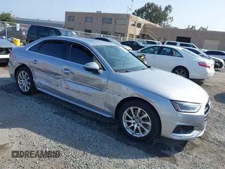 2020 Audi A4 Premium z VIN WAUGMAF40LN012785, wystawiony jako IAAI lot #42421789 z przebiegiem 42 356 mil mil oraz . Historia ofert i sprzedaży dostępna na DreamBid. Obrazek 1.