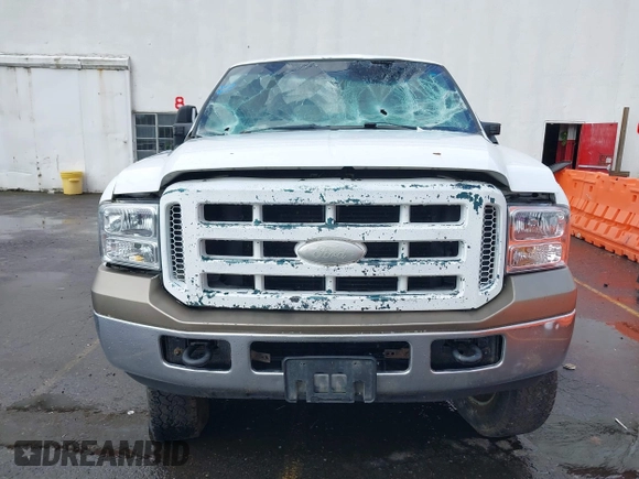 2001 Ford Excursion Limited with VIN 1FMSU43F31EC37134, listed as a IAAI auction lot 41903739 with 152,052 mi miles and . Bid and sale history available at DreamBid. Image 12.
