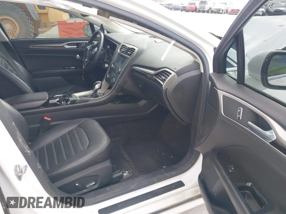 2015 Ford Fusion SE with VIN 3FA6P0HD7FR132006, listed as a IAAI auction lot 41834816 with 131,257 mi miles. Bid and sale history available at carsss.com. Image 5.