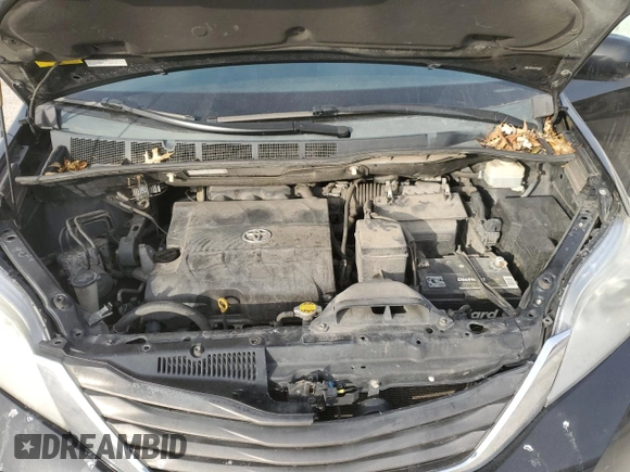 2011 Toyota Sienna XLE с VIN 5TDDK3DC3BS005680, выставлен на аукционе Copart как лот 88833815 с пробегом 256 679 миль миль и Списание • Salvage title. История ставок и продаж доступна на DreamBid. Изображение 12.