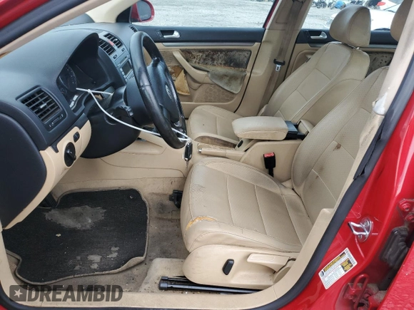 2008 Volkswagen Jetta SE z VIN 3VWRM71K38M014484, wystawiony jako Copart lot #60984555 z przebiegiem 164 334 mil mil oraz Szkoda całkowita • Salvage title. Historia ofert i sprzedaży dostępna na DreamBid. Obrazek 7.