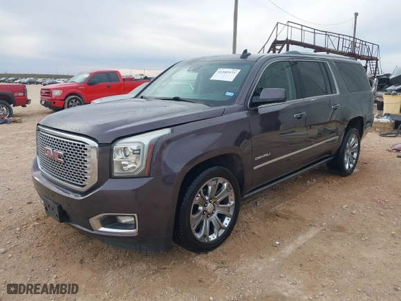 2015 GMC Yukon XL Denali with VIN 1GKS1JKJ2FR547054, listed as a IAAI auction lot 41185973 with 121,337 mi miles. Bid and sale history available at carsss.com. Image 17.