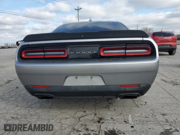 2016 Dodge Challenger 392 Hemi Scat Pack Shaker z VIN 2C3CDZFJ3GH349976, wystawiony jako Copart lot #45194535 z przebiegiem 107 978 mil mil oraz Czysty tytuł • Clean title. Historia ofert i sprzedaży dostępna na DreamBid. Obrazek 6.