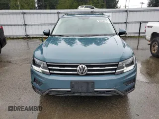 2020 Volkswagen Tiguan SE with VIN 3VV2B7AX4LM005342, listed as a Copart auction lot 52052615 with 35,787 mi miles and Salvage Title. Bid and sale history available at DreamBid. Image 5.